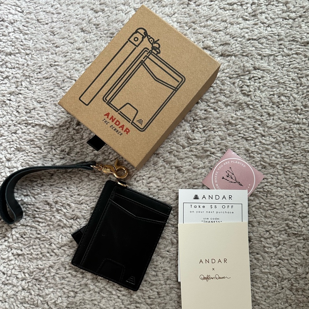 Denner wallet brand new